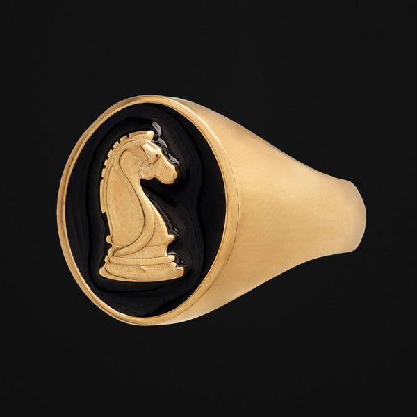 Tate Signature Ring detail Top G ring