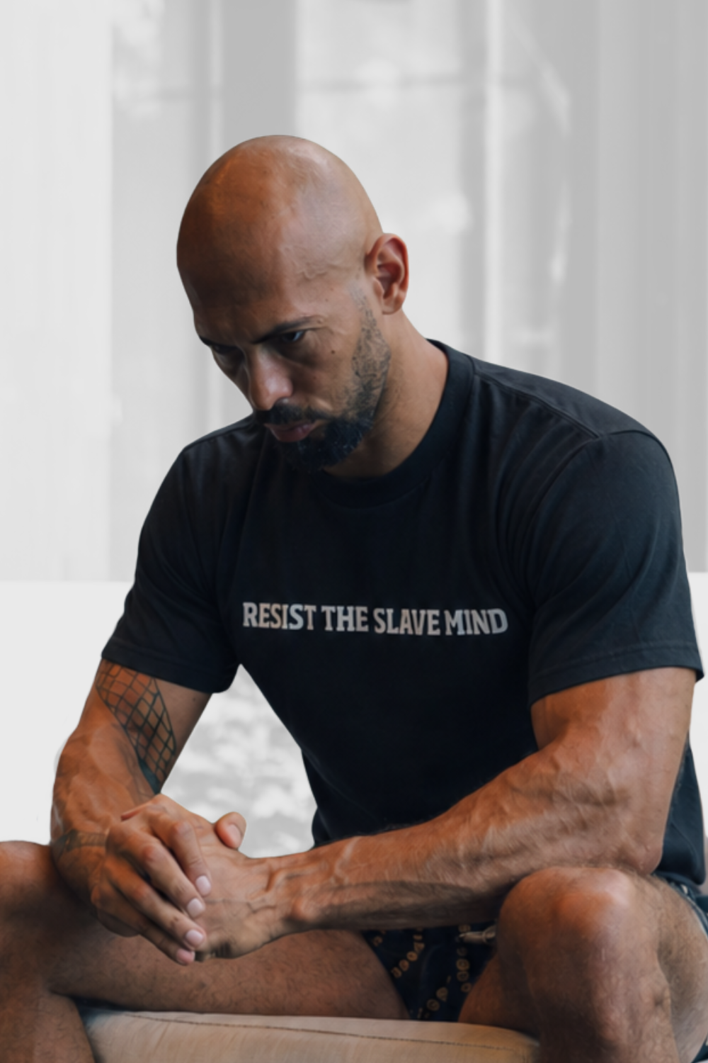 RESIST Black