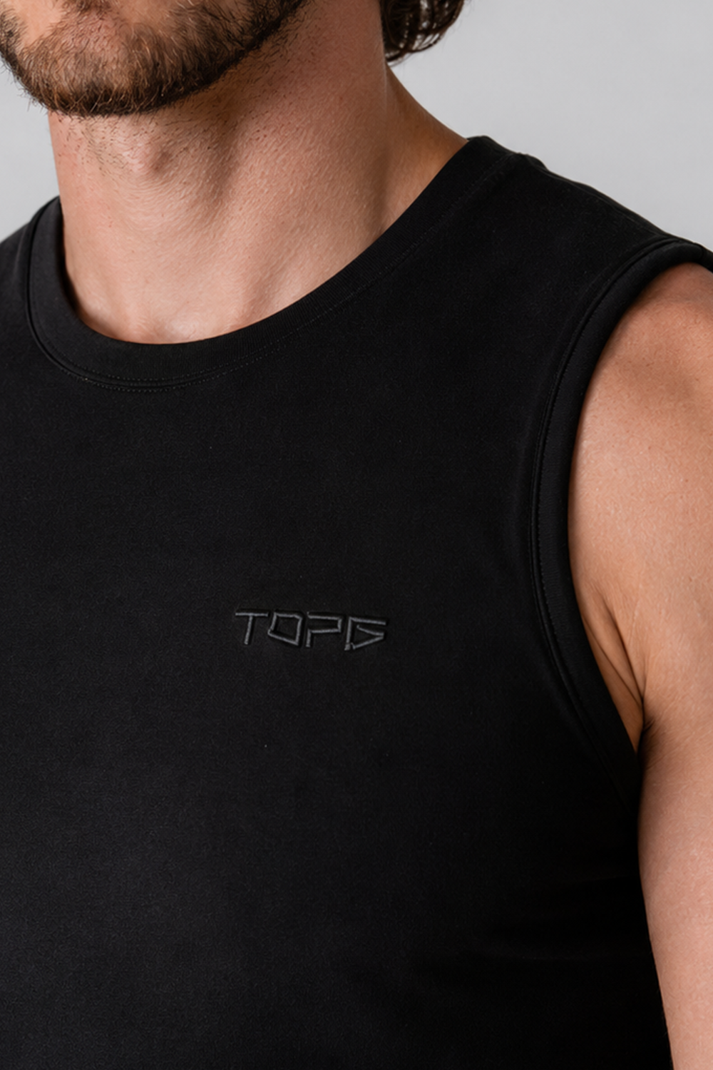 Apex Cut Tank Black