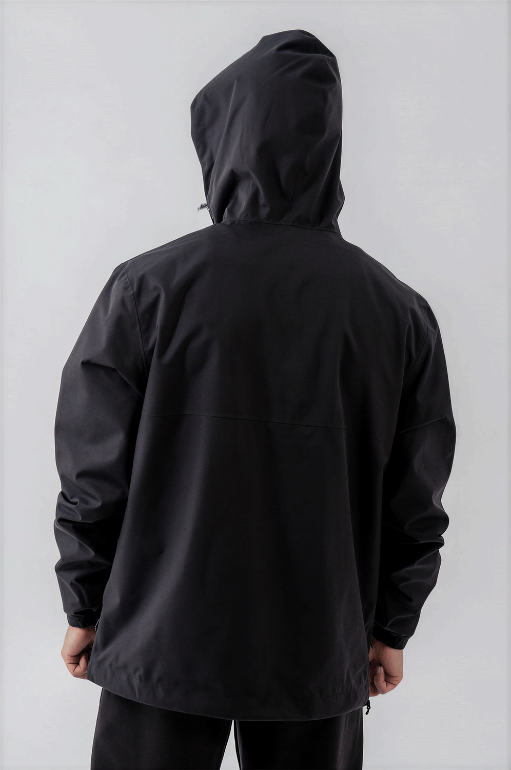 Phantom Windbreaker Black