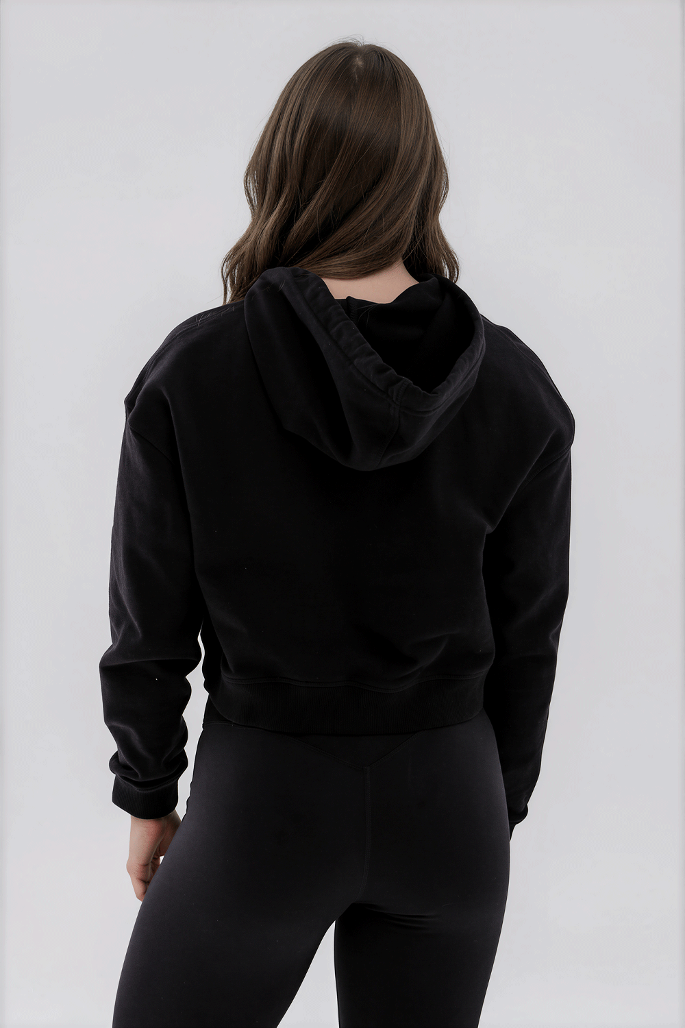 Essential Crop Hood Black