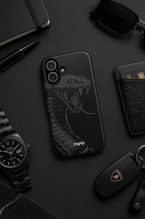 Cobra Case Black - lifestyle 1